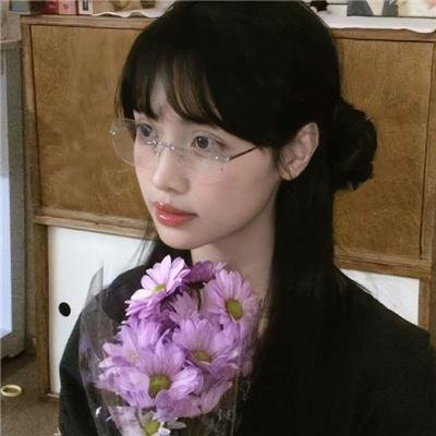 人小嘴大